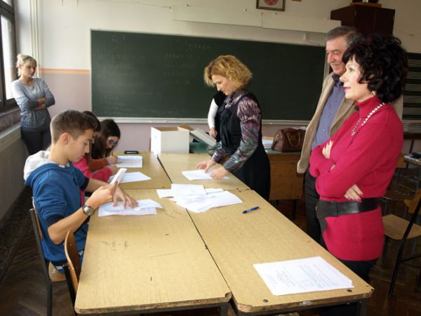 MALI IZBORI Grubišnopoljski osnovci izabrali novo Malo gradsko vijeće MALI IZBORI Grubišnopoljski osnovci izabrali novo Malo gradsko vijeće