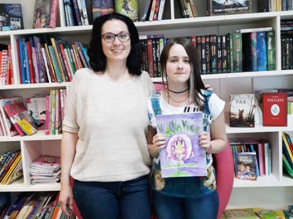 Asja Grakalić osvojila prvu, a Deny Čvek drugu nagradu za slikovnicu Asja Grakalić osvojila prvu, a Deny Čvek drugu nagradu za slikovnicu